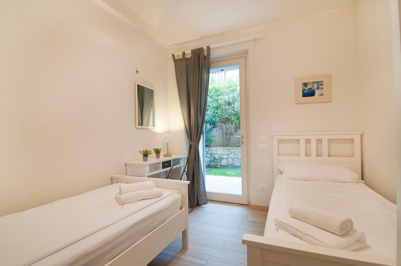 Villa Kiara ตอร์รีเดลเบนาโก ภายนอก รูปภาพ