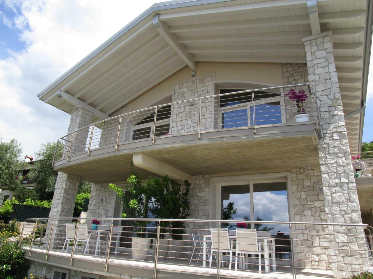 Villa Kiara ตอร์รีเดลเบนาโก ภายนอก รูปภาพ